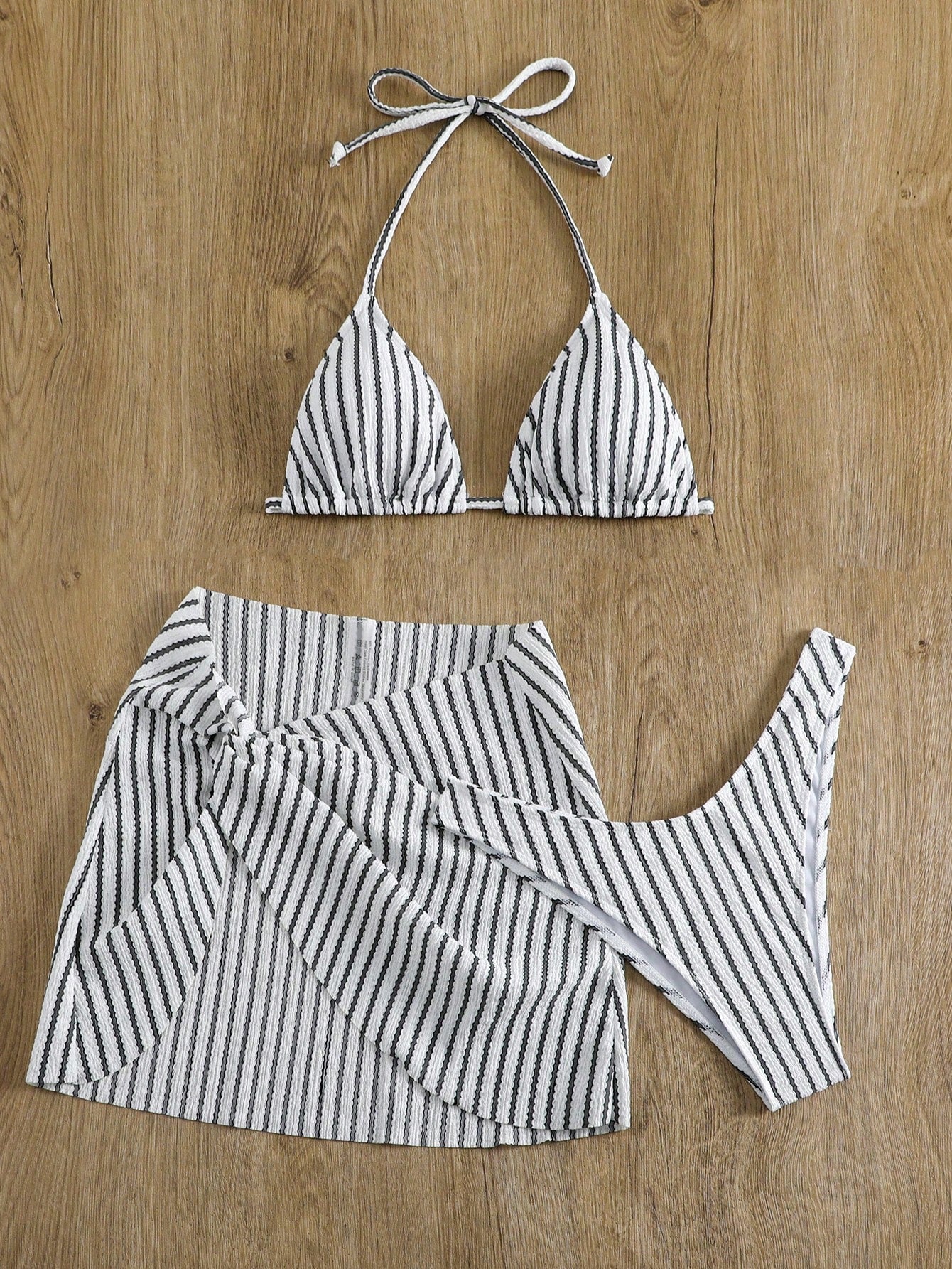 CONJUNTO: BIQUÍNI E CANGA LISTRADO - CLASSIC